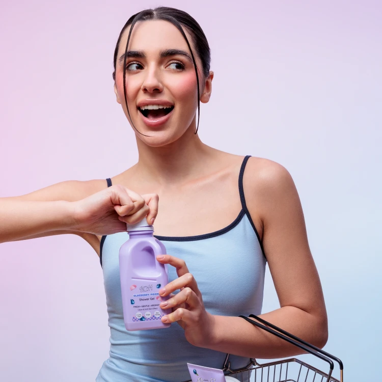 Fluff Blueberry Mochi - Żel do mycia ciała 500 ml