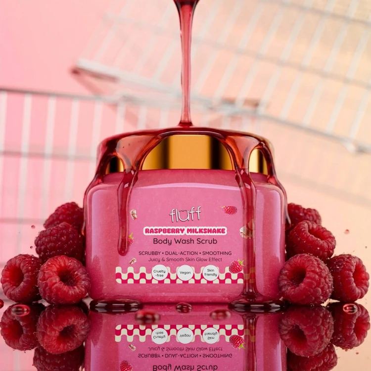 Fluff Raspberry Milkshake - Peeling do mycia ciała 350 ml składniki